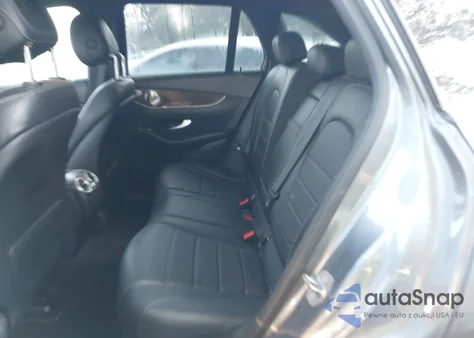 2017 Mercedes-Benz Glc 300 4Matic from USA, damaged, VIN WDC0G4KBXHF166000